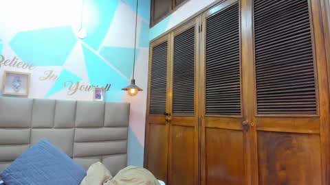 Snapshot of lilybaudyn_ chatting on January 2025 09:24:01 AM Lily online show from January 2025 09:24:01 AM