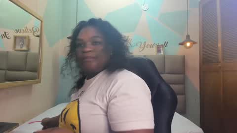 Snapshot of lilybaudyn_ chatting on January 2025 09:13:02 AM Lily online show from January 2025 09:13:02 AM