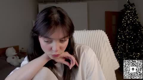 Snapshot of lilyewing_ chatting on December 2024 05:29:02 PM Lily   online show from December 2024 05:29:02 PM