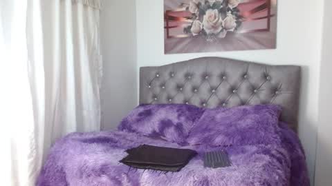 lilyfox23 online show from February 2025 12:36:01 PM