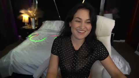 Lily online show from November 2025 02:05:02 PM