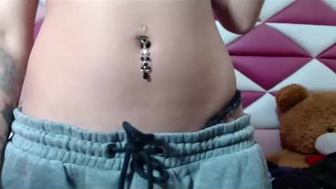 lilyjamesx online show from February 2025 08:47:01 PM