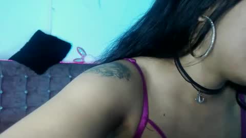 lilyjamesx online show from November 2025 01:57:02 PM