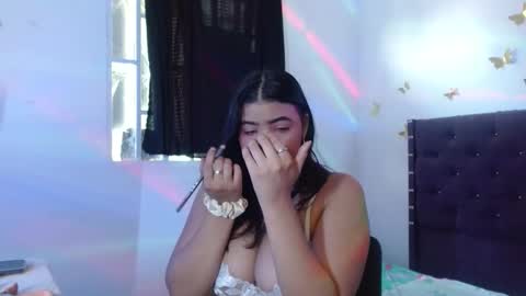 Snapshot of lilyloock1105 chatting on March 2026 08:19:02 PM lilyloock1105 online show from March 2026 08:19:02 PM