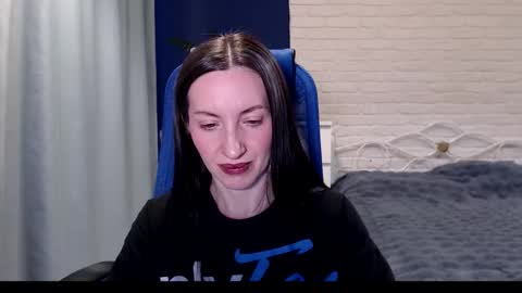 Lily online show from December 2025 07:24:01 AM