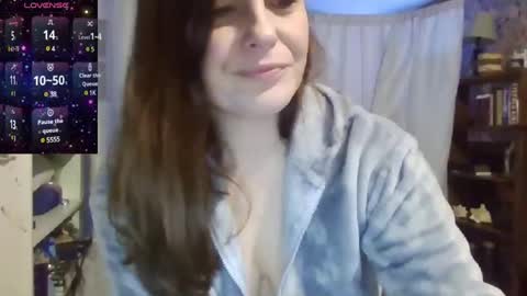 Snapshot of lilypad1981 chatting on December 2024 05:04:02 PM lilypad1981 online show from December 2024 05:04:02 PM