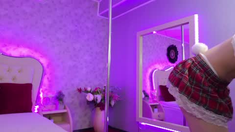      online show from April 2026 03:15:01 AM