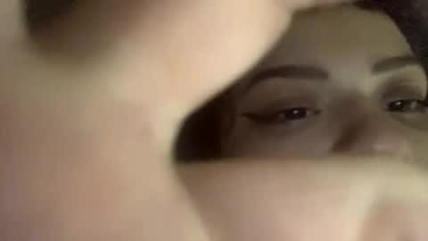 Snapshot of lilyswear chatting on February 2025 09:53:02 AM lilyswear online show from February 2025 09:53:02 AM