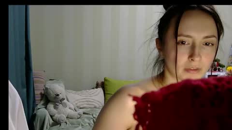 LilyXSky online show from December 2024 04:06:01 PM