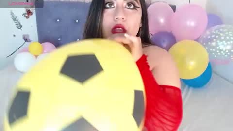 Snapshot of lin_jayani chatting on July 2026 10:31:02 PM Lin online show from July 2026 10:31:02 PM