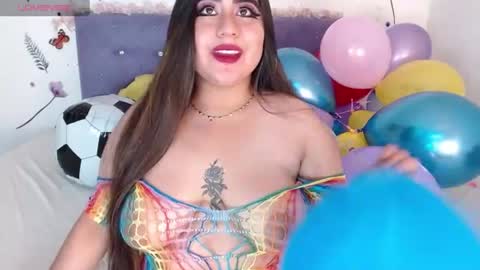 Snapshot of lin_jayani chatting on July 2026 09:41:02 PM Lin online show from July 2026 09:41:02 PM