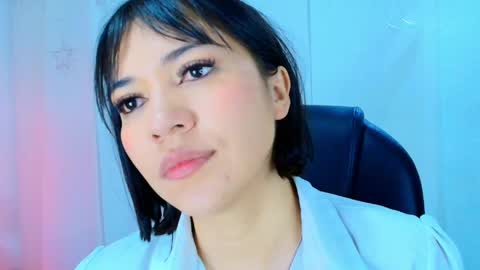 Snapshot of lina_bedoya chatting on April 2026 11:34:01 AM Lina Bedoya online show from April 2026 11:34:01 AM