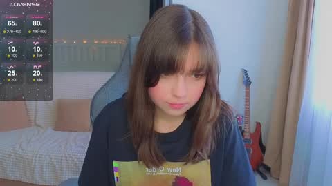 Lina online show from April 2026 04:26:01 AM