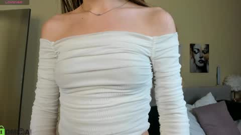 lina_massey online show from May 2026 12:28:02 AM