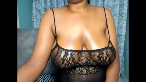 lina sexy58 online show from January 2026 07:48:01 PM
