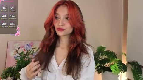 Lina online show from November 2025 04:58:02 PM