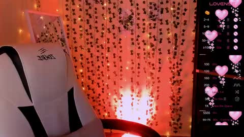 Lina online show from April 2026 05:07:02 AM