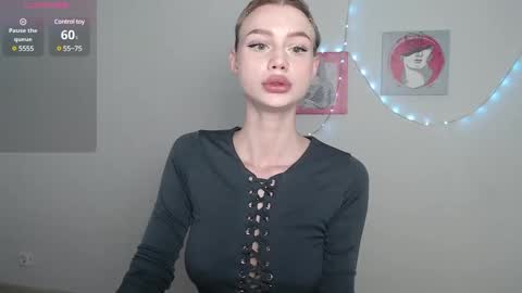 Snapshot of linacute52 chatting on February 2025 09:41:02 PM linacute52 online show from February 2025 09:41:02 PM