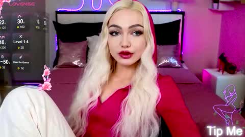 I am Lina online show from September 2025 02:18:02 PM
