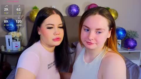 Snapshot of linamuur chatting on November 2025 03:17:02 AM linamuur online show from November 2025 03:17:02 AM