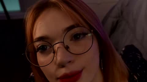 Snapshot of linavelle chatting on April 2026 02:21:01 AM LinaVelle online show from April 2026 02:21:01 AM