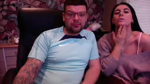 lincolnshirecouple21 online show from December 2025 10:57:01 AM