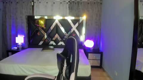  Linda  online show from June 2026 01:35:01 PM