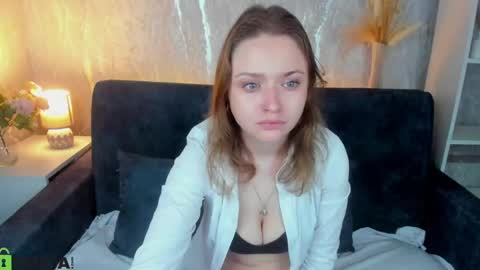 Snapshot of linda__bryant chatting on May 2026 01:03:01 AM Linda GMT2 Mon Tu Fri Sa Su 0300am-1000 am online show from May 2026 01:03:01 AM