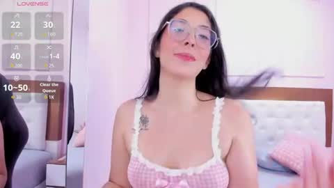  LINDA  online show from June 2026 07:46:01 PM