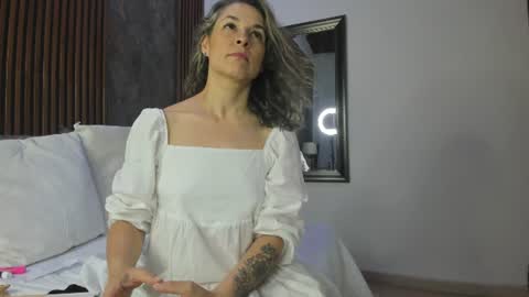 Snapshot of linda_cabal chatting on July 2026 08:26:02 PM linda cabal online show from July 2026 08:26:02 PM