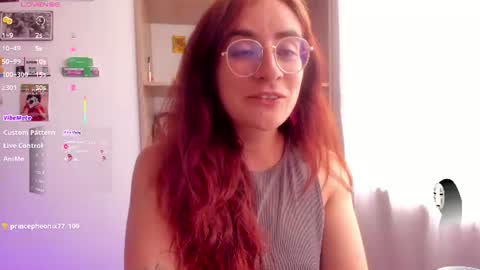 Snapshot of linda_giggle chatting on July 2026 05:17:02 PM Giggles online show from July 2026 05:17:02 PM