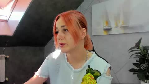 Snapshot of linda_jonys chatting on June 2026 08:39:02 AM Linda online show from June 2026 08:39:02 AM