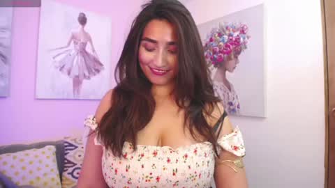 Snapshot of linda_morgan1 chatting on March 2025 03:15:02 PM Maria Paula online show from March 2025 03:15:02 PM
