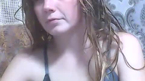 Snapshot of lindaahskysx chatting on July 2026 09:10:02 PM LindaAhSkysX online show from July 2026 09:10:02 PM