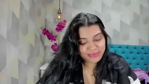    online show from October 2025 02:58:02 PM