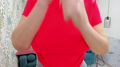 Linda online show from May 2026 05:49:01 AM