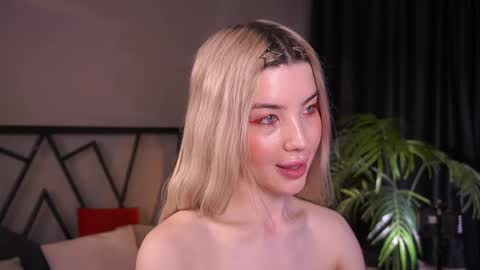 your Linda is back online show from April 2026 04:50:02 AM