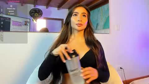 Snapshot of lindsay_palmer chatting on May 2026 01:51:02 PM Lindsay Palmer online show from May 2026 01:51:02 PM