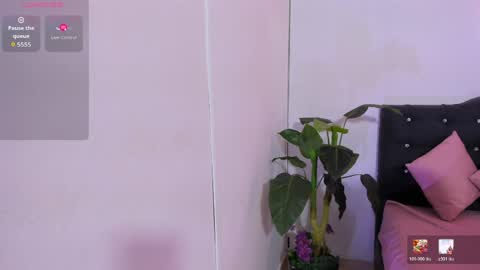 Linda  online show from April 2026 03:20:01 AM