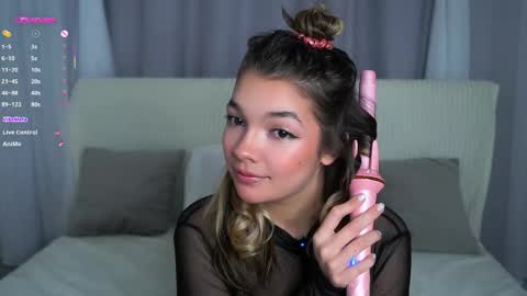 Kate online show from September 2025 11:46:02 AM