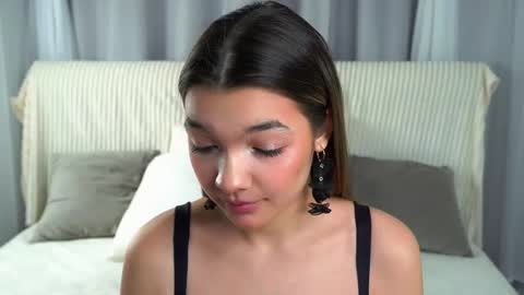 Kate online show from October 2025 11:11:01 AM