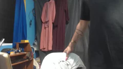 weng bustamante online show from December 2025 02:59:01 PM