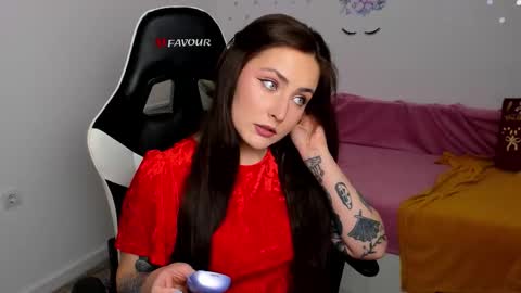 Tina online show from February 2026 06:39:01 PM