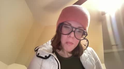 linusloves online show from November 2025 07:34:02 AM