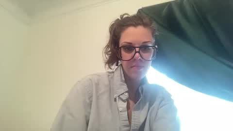 linusloves online show from April 2026 06:15:01 PM