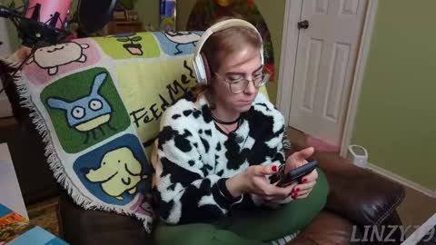 Linzy19 online show from February 2025 03:23:02 AM