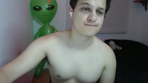 Lion Cluess online show from April 2026 03:26:01 AM