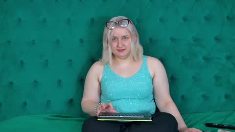 LioraArdyn online show from April 2026 07:25:02 AM