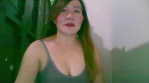 Snapshot of lipsofangel16 chatting on January 2025 06:06:02 AM im cherry online show from January 2025 06:06:02 AM