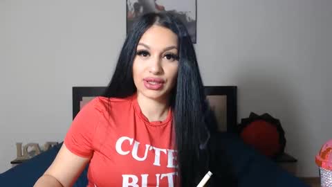 Snapshot of lisa104739 chatting on December 2024 09:06:01 PM Lisa online show from December 2024 09:06:01 PM